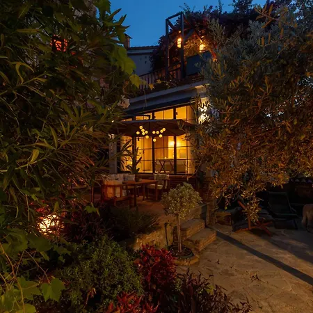 卡莱亦奇路线酒店 - 仅限成人（12岁以上） 酒店 2*