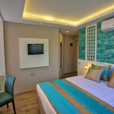 卡莱亦奇路线酒店 - 仅限成人（12岁以上） 酒店 2*