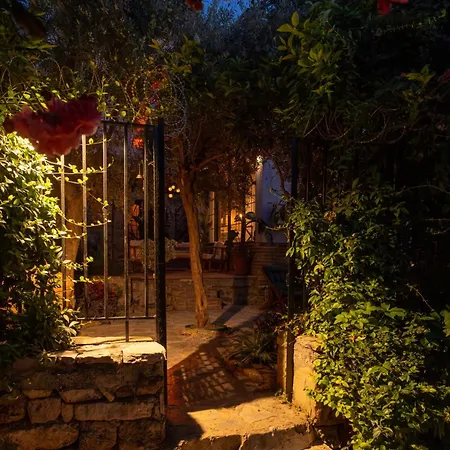 Ξενοδοχείο Route Kaleici - Adult Only